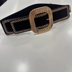 Cinturón tachuelas cuadrado negro