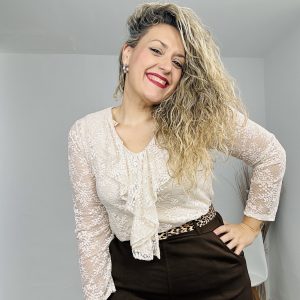 Camiseta Chorreras beige