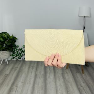 Cartera rafia natural