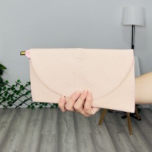 Cartera rafia rosa