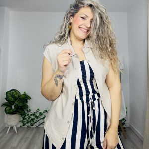 Camisa bolsillos beige